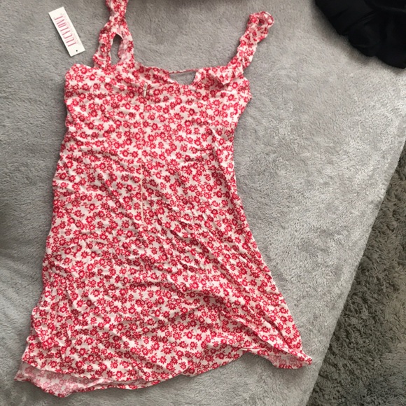 Red floral sun dress - Picture 2 of 2